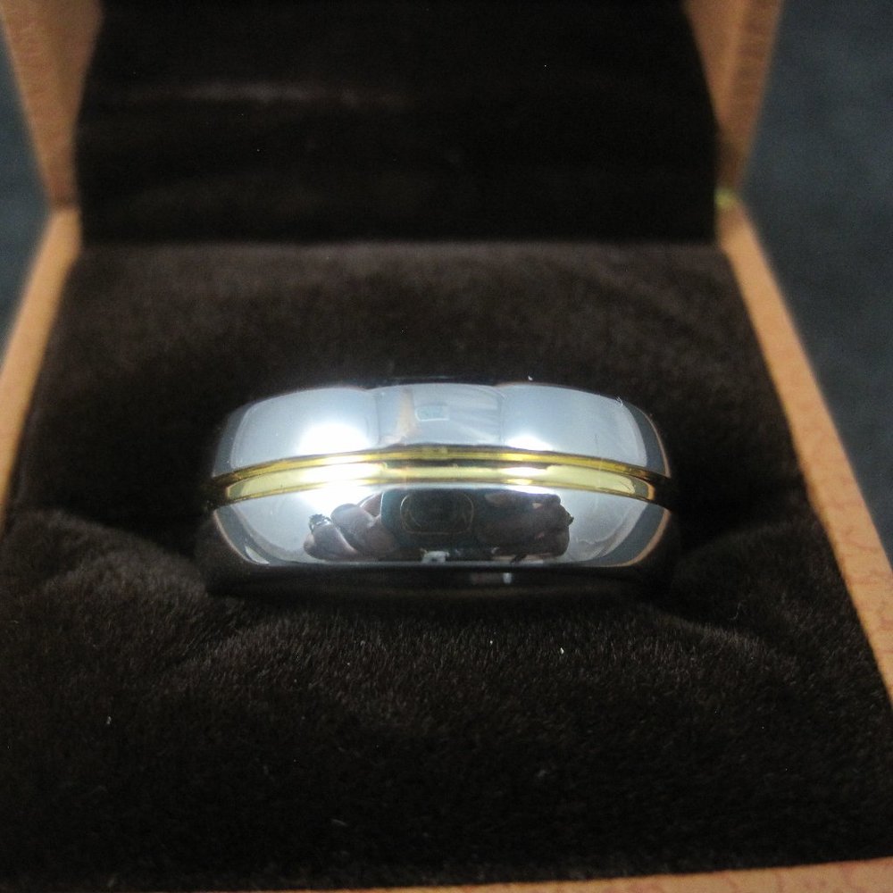 Two Tone Tungsten Carbide Band Ring Size 8